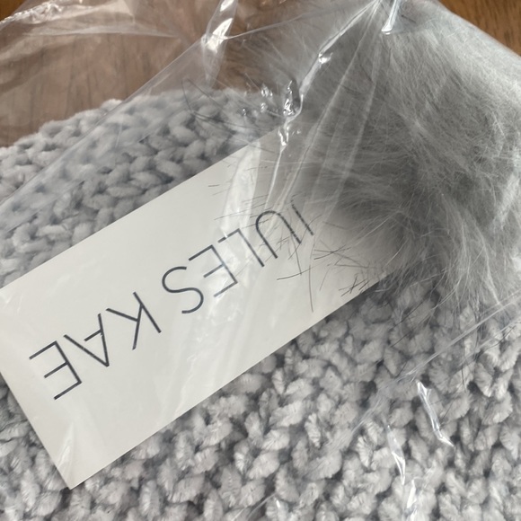 Jules Kae beanie - Picture 2 of 2